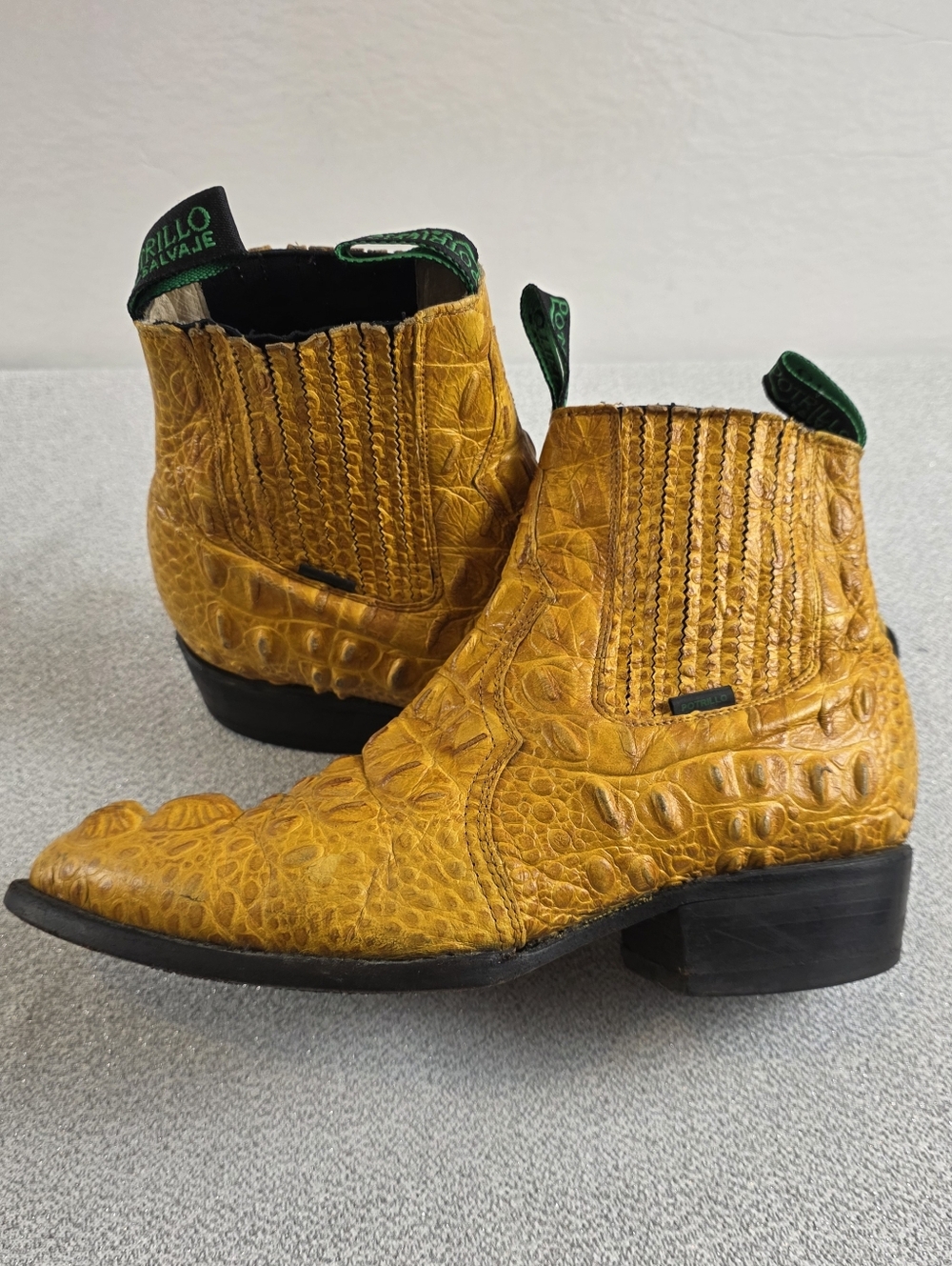 Portillo Salvage Mustard Yellow Caiman Hornback Western Chelsea Boots M 7.5/W 9